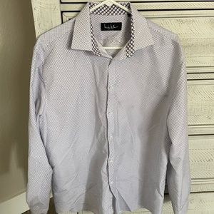 Men’s white dress shirt with blue and maroon color pattern